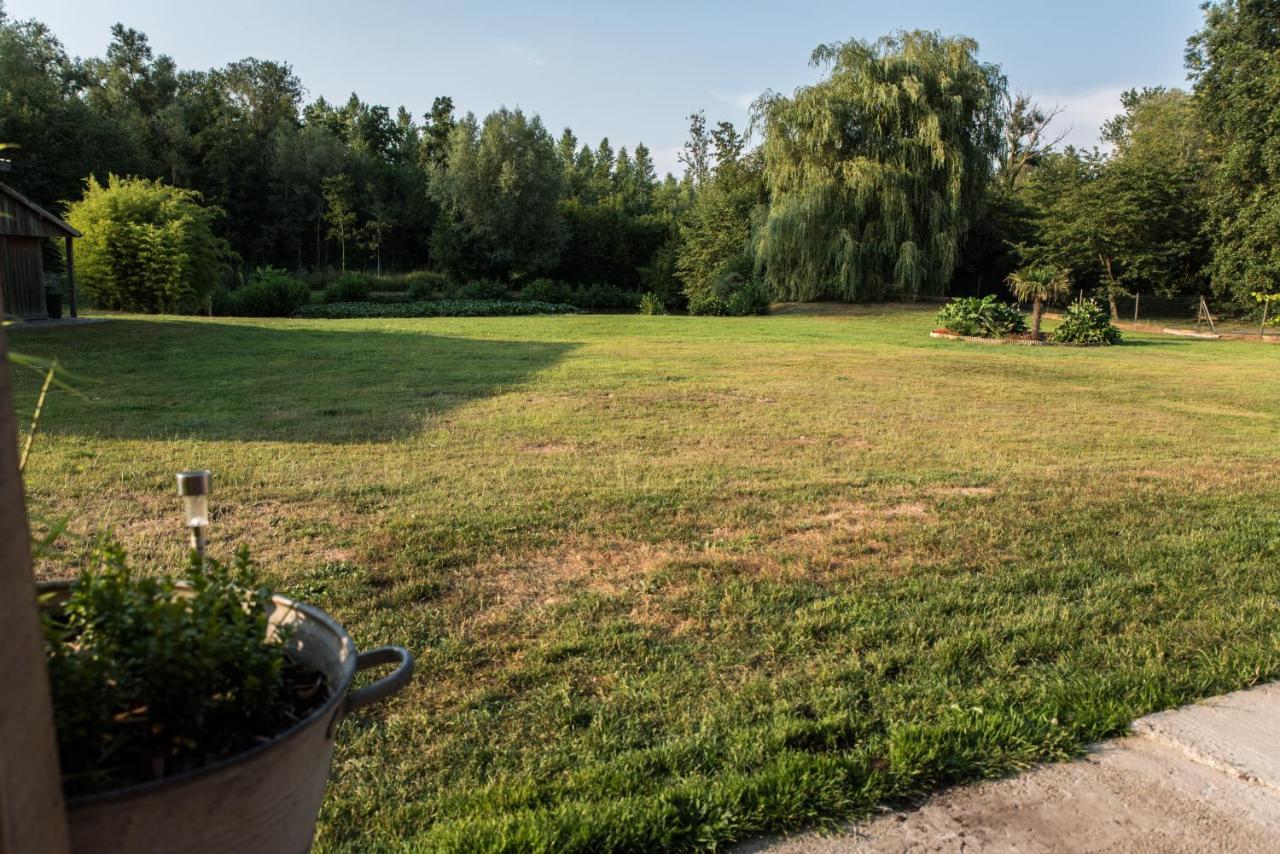 Au Petit Canteleu Beloeil Extérieur photo